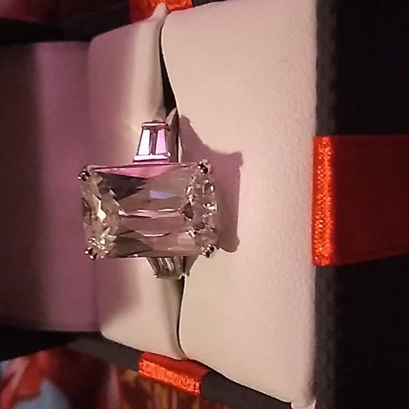 12 carat ring White Sapphire sterling silver size 7 - Picture 5 of 6